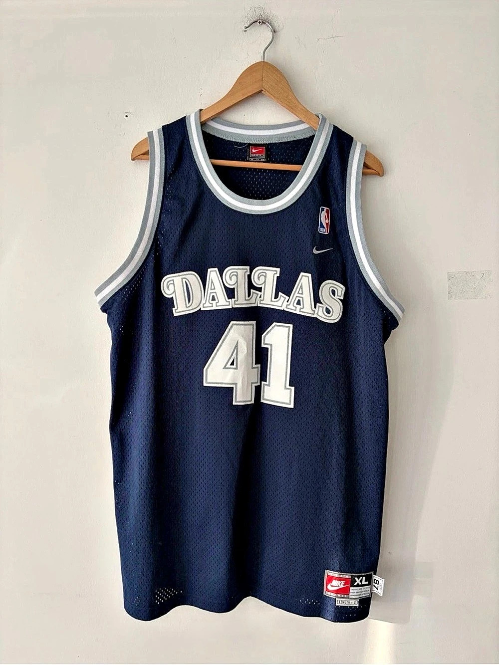 Vintage Nike Dallas Mavericks Dirk Nowitzki #41 Stitched HWC 1987 Jersey Size XL